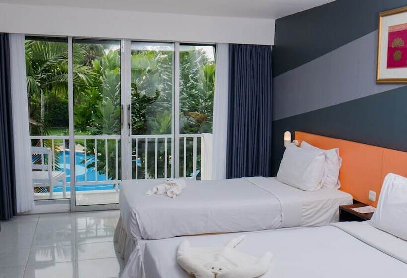 Отель Grand Elty Krakatoa