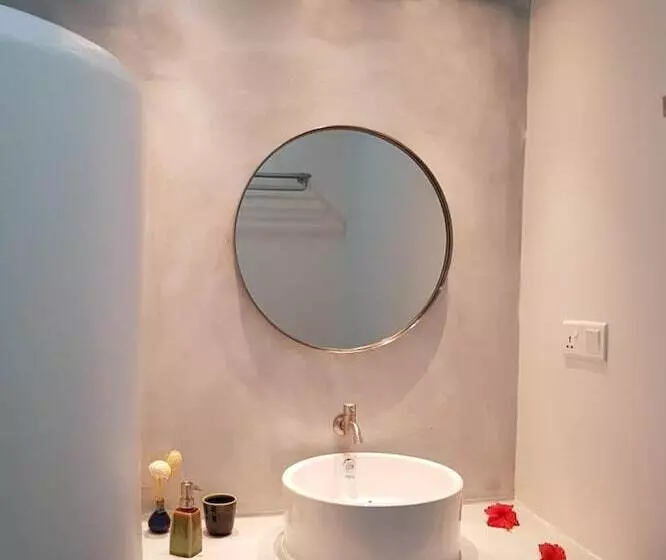 مسافرخانه Coco Villa