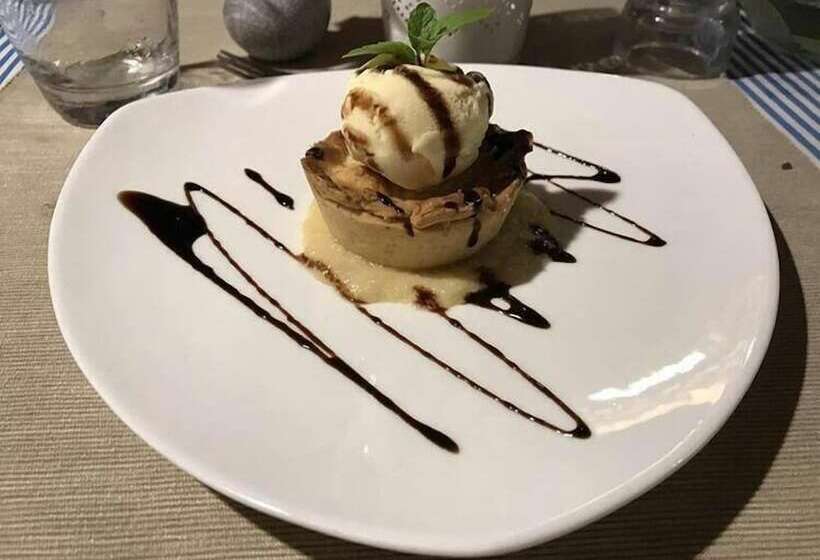 مسافرخانه Coco Villa