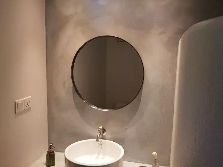 مسافرخانه Coco Villa