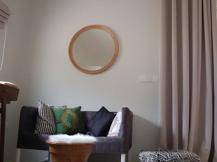 مسافرخانه Coco Villa