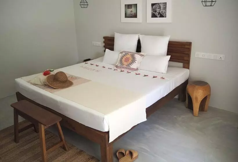 مسافرخانه Coco Villa