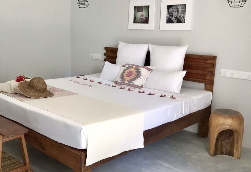 مسافرخانه Coco Villa