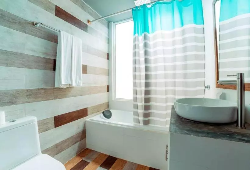 پانسیون White Coral Rasdhoo