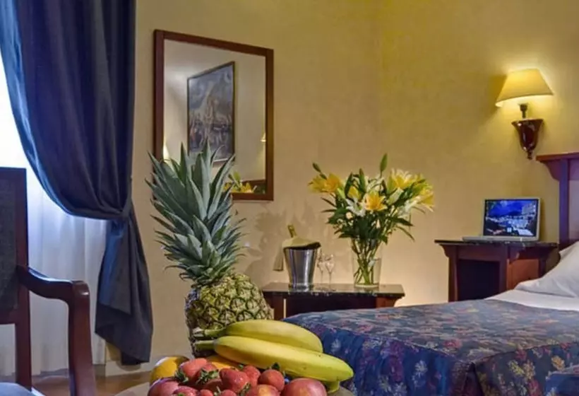 هتل Corona D'italia