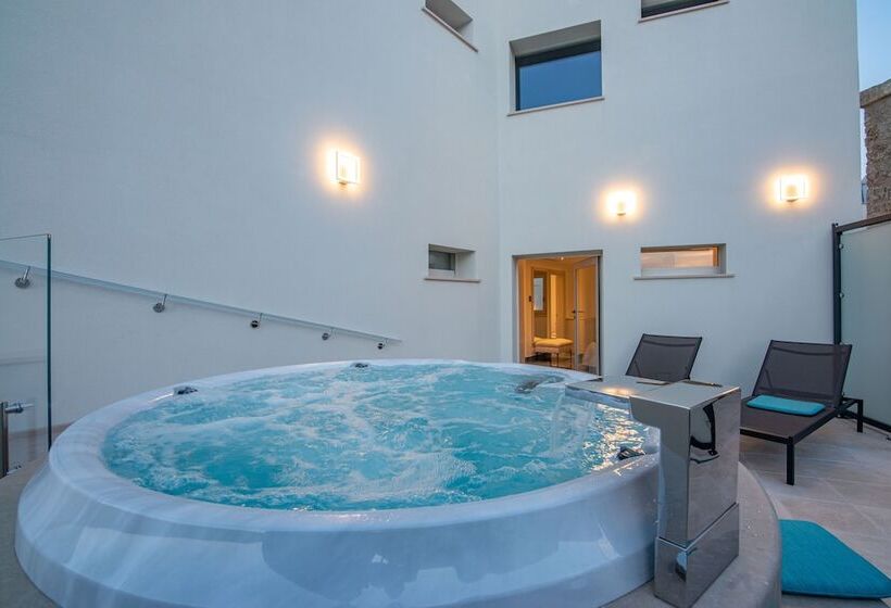 هتل Grotta Palazzese