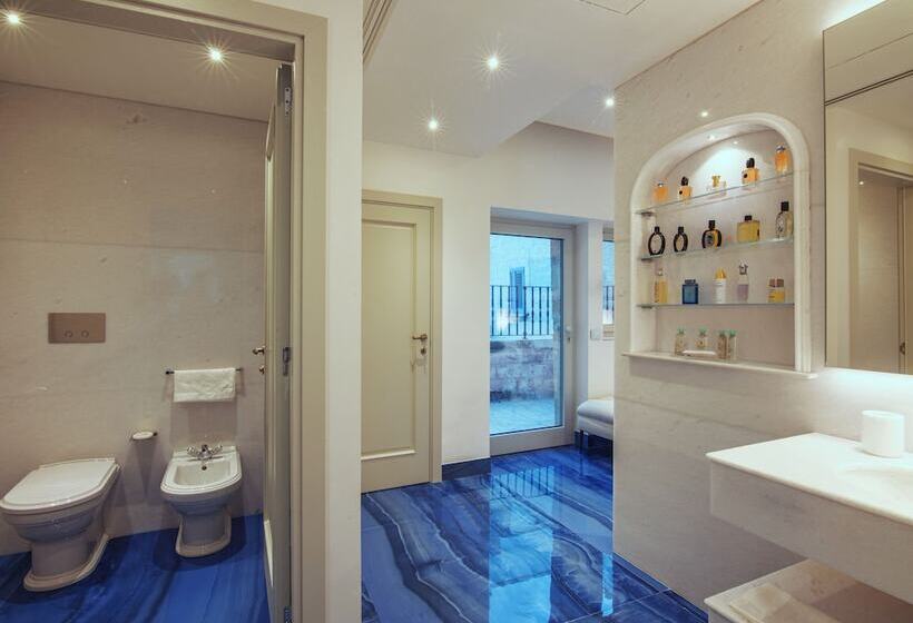 هتل Grotta Palazzese