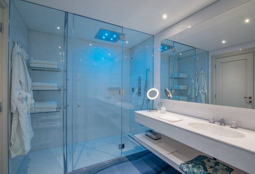 هتل Grotta Palazzese