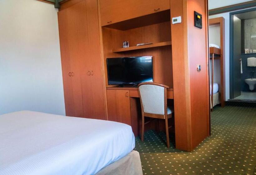 Jet Hotel, Sure Hotel Collection By Best Western