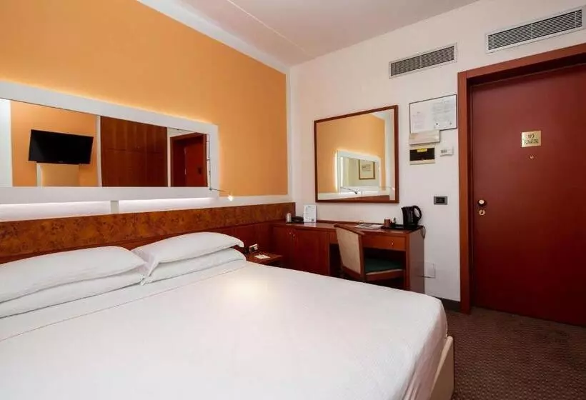 Jet Hotel, Sure Hotel Collection By Best Western