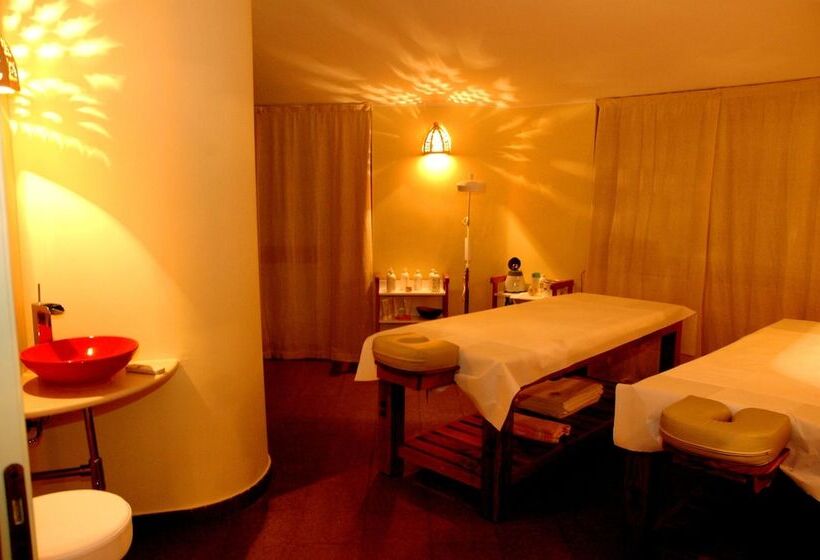 Отель Th Cinisi   Florio Park