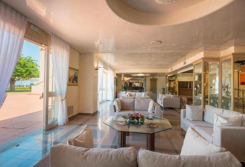 Отель Th Cinisi   Florio Park