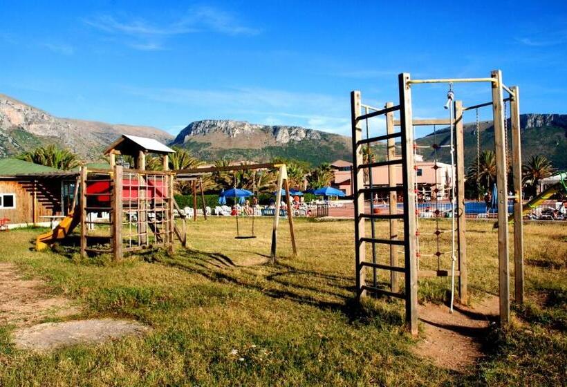 Отель Th Cinisi   Florio Park