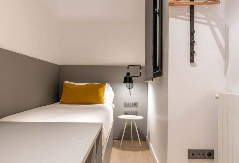 Aspasios Sagrada Familia Apartments