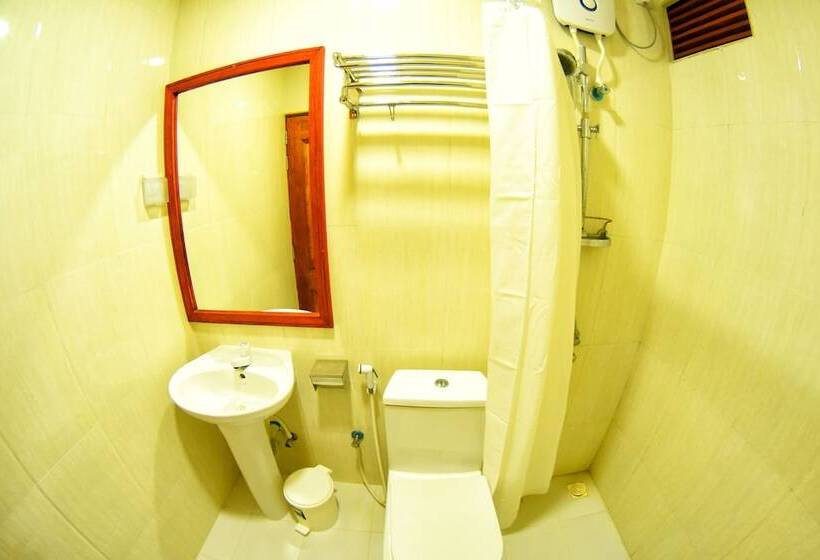 هتل Casadana Thulusdhoo