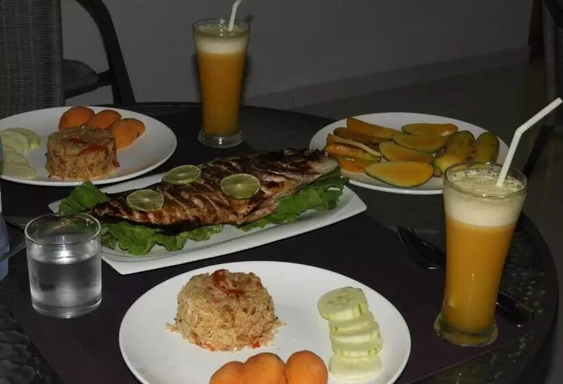 پانسیون Karaa Village