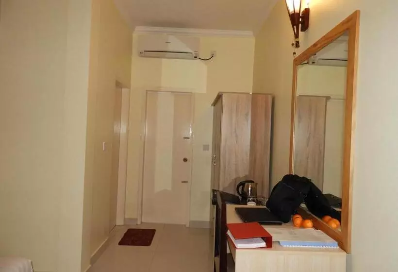 پانسیون Karaa Village