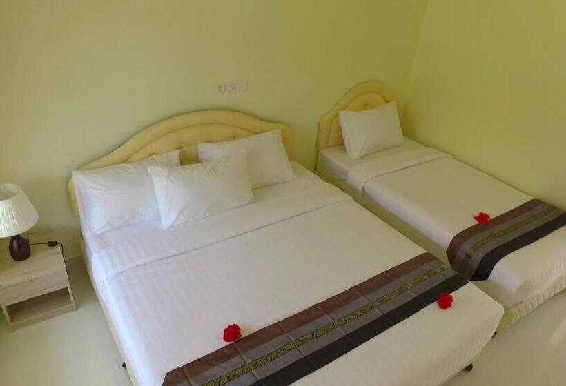 پانسیون Karaa Village