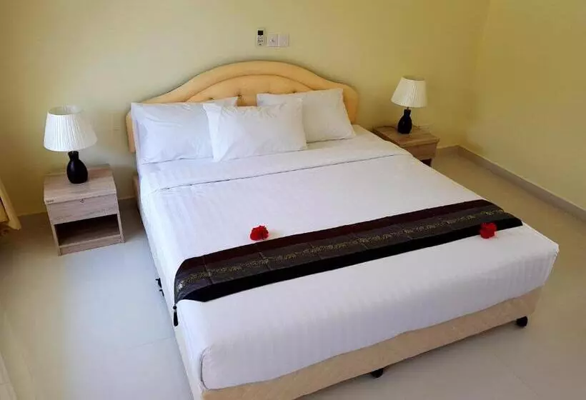 پانسیون Karaa Village