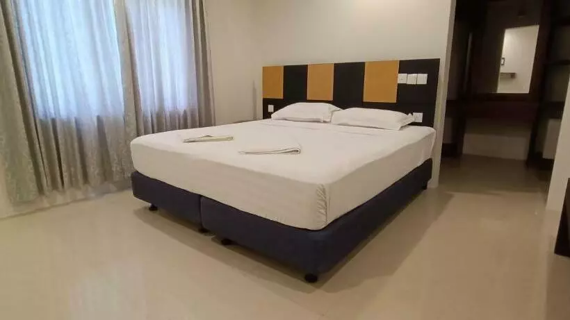 پانسیون Ras Village