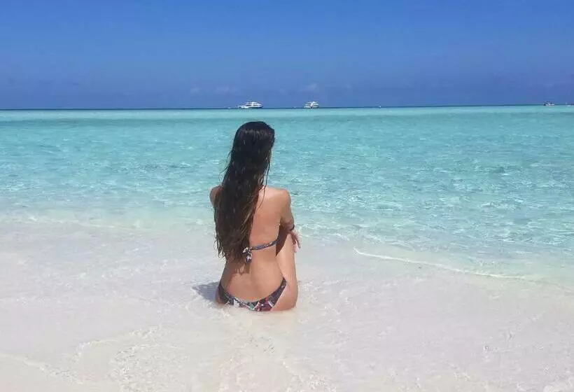 پانسیون Ras Village