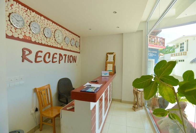 پانسیون Rasdhoo Grand & Spa