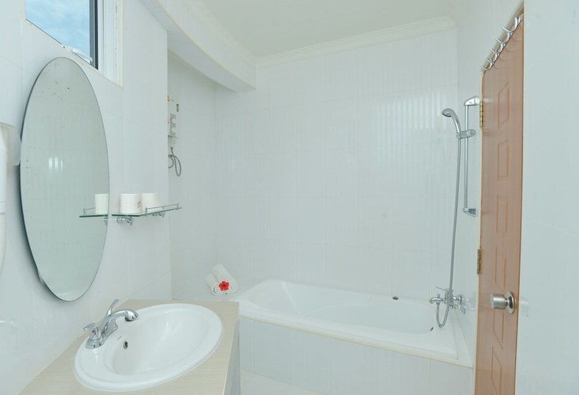 پانسیون Rasdhoo Grand & Spa