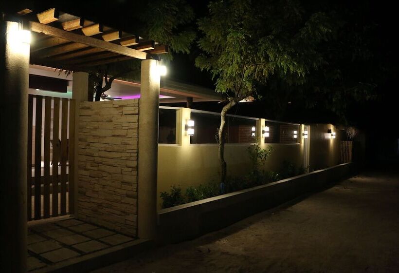 پانسیون Scuba Inn