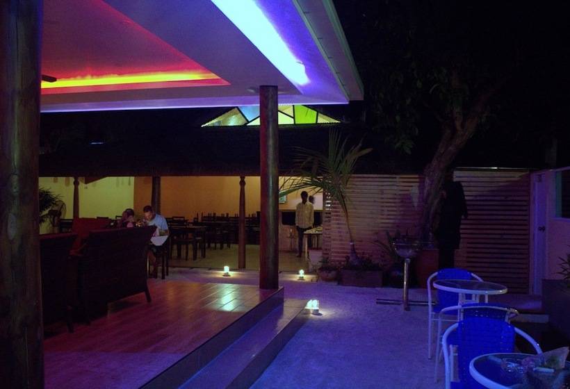 پانسیون Scuba Inn