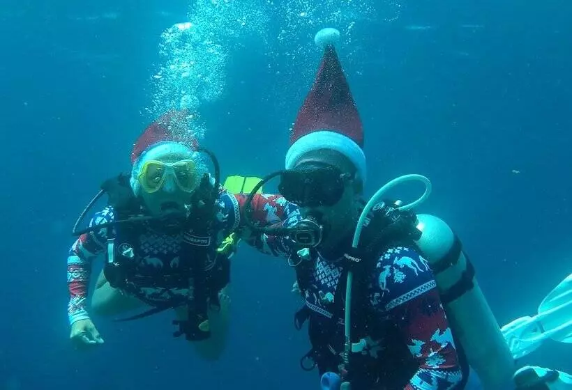 پانسیون Scuba Inn