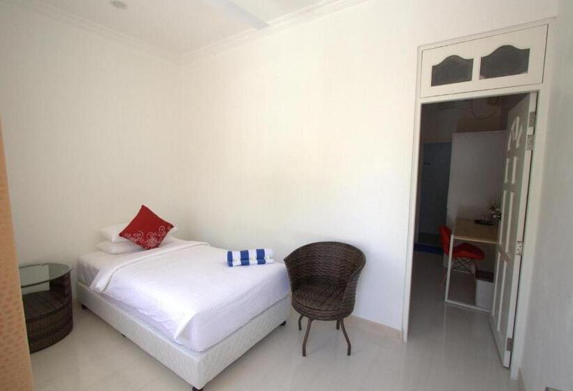 پانسیون Scuba Inn