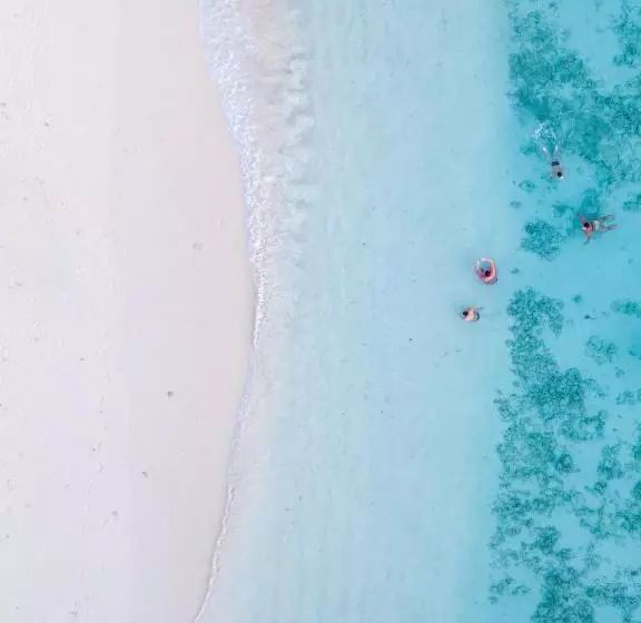Ukulhas Villa Oceanview Hotel & Spa