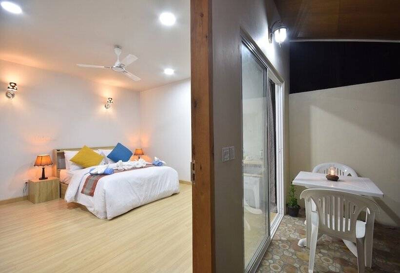 Ukulhas Villa Oceanview Hotel & Spa