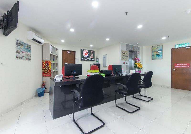 Central Hotel By Oyo Rooms