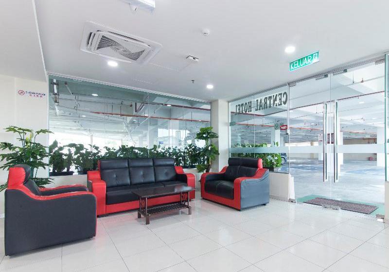 Central Hotel By Oyo Rooms