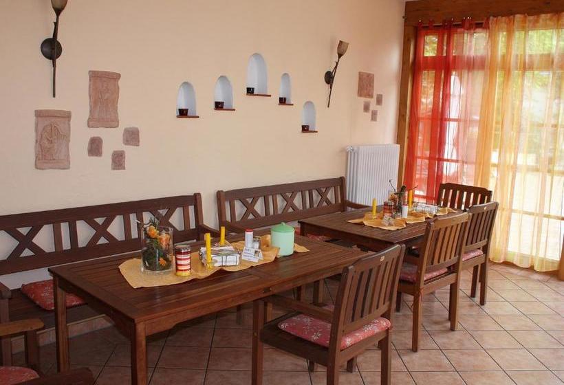 Hotelli Caritashaus St. Elisabeth