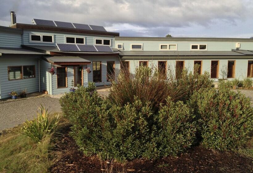 בית מלון כפרי Forest Walks Lodge