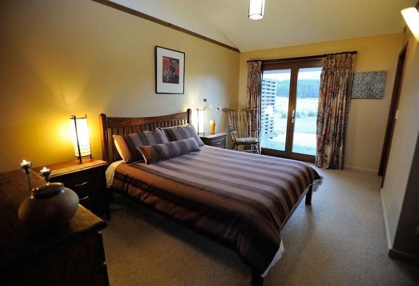 בית מלון כפרי Forest Walks Lodge