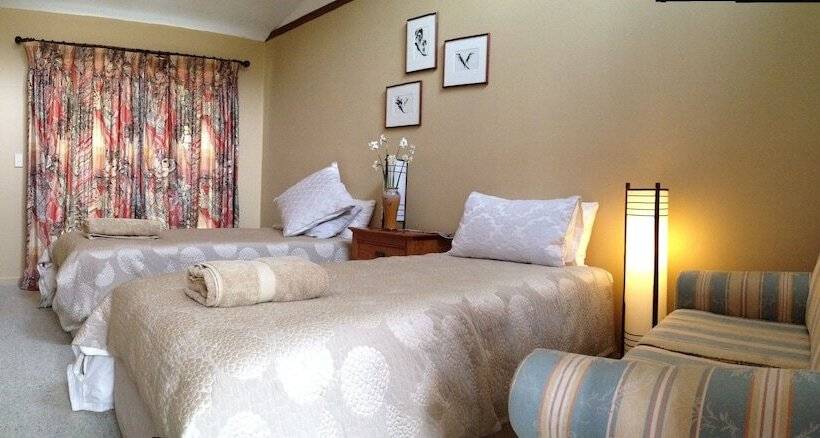 בית מלון כפרי Forest Walks Lodge