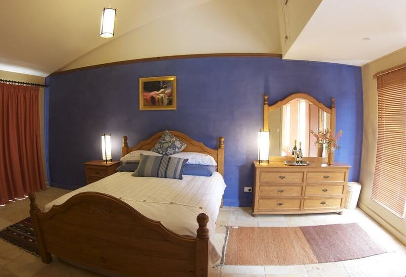 בית מלון כפרי Forest Walks Lodge