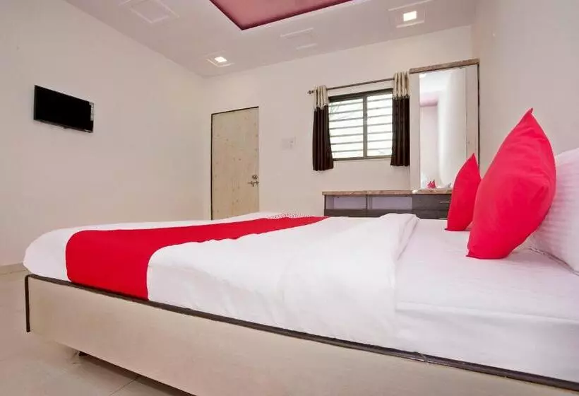 ホテル O Capital O Sai Icon Residency
