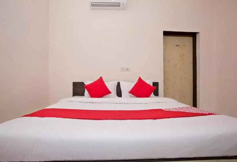 ホテル O Capital O Sai Icon Residency