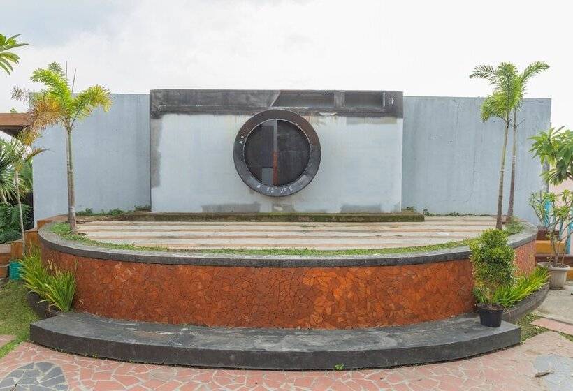 פנסיון Reddoorz Near Kampung Gajah 2