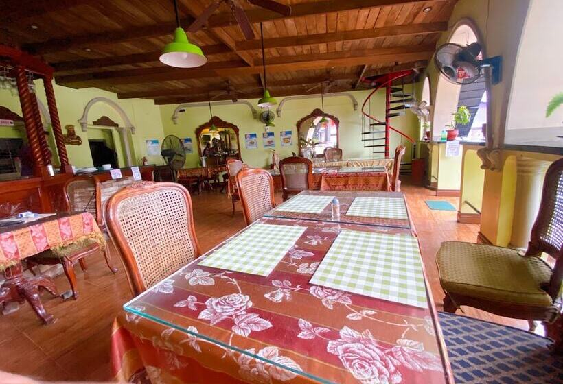 Tropicana Castle Dive Resort Powered By Cocotel