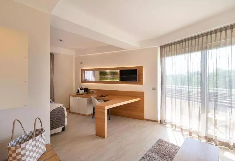 Laguna Park Hotel 4superior
