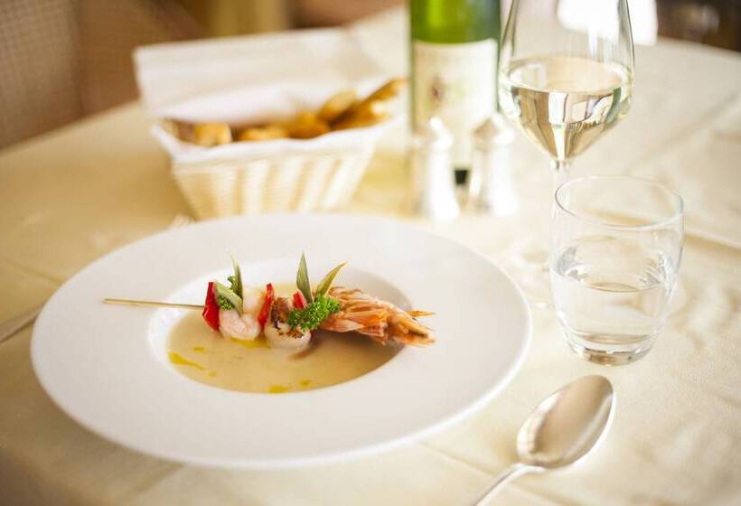 هتل Madrigale Panoramic Lifestyle & Soulful