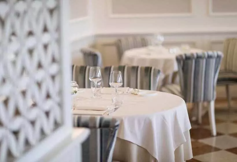 Отель Madrigale Panoramic Lifestyle & Soulful