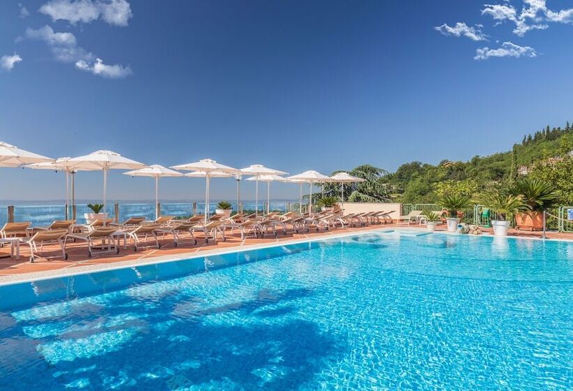 هتل Madrigale Panoramic Lifestyle & Soulful