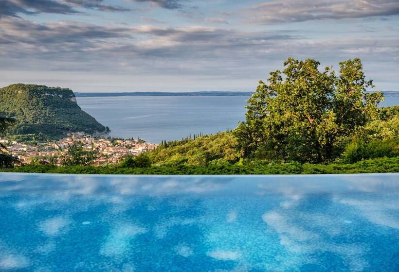 هتل Madrigale Panoramic Lifestyle & Soulful