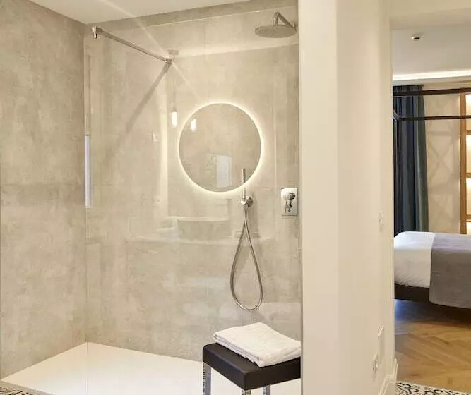 Отель Madrigale Panoramic Lifestyle & Soulful